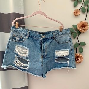 Women’s Plus size jean shorts size 14